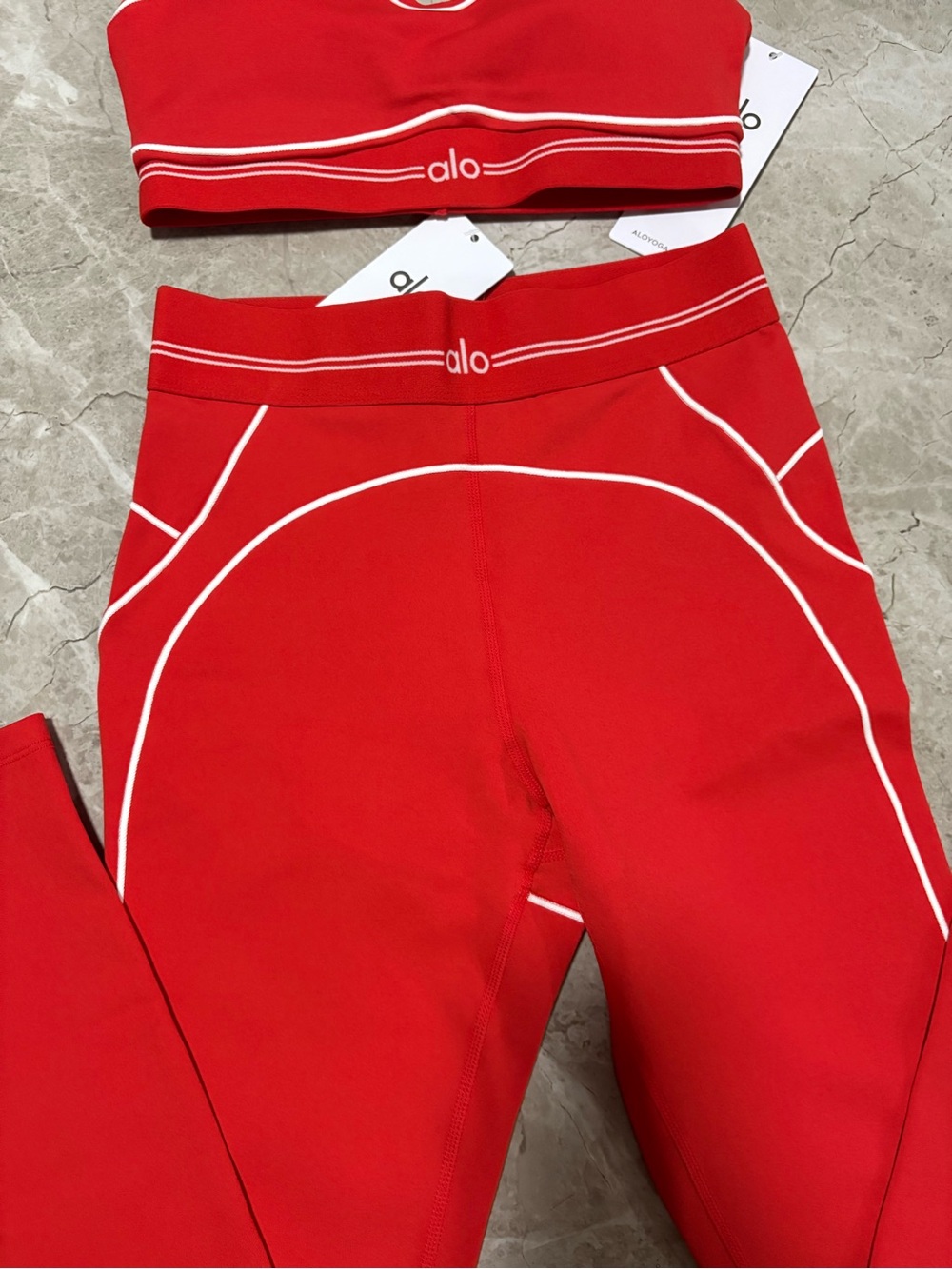 ALO Yoga Red Sculpting Leggings & Sports Bra Set with White Piping - Picture 3 of 5